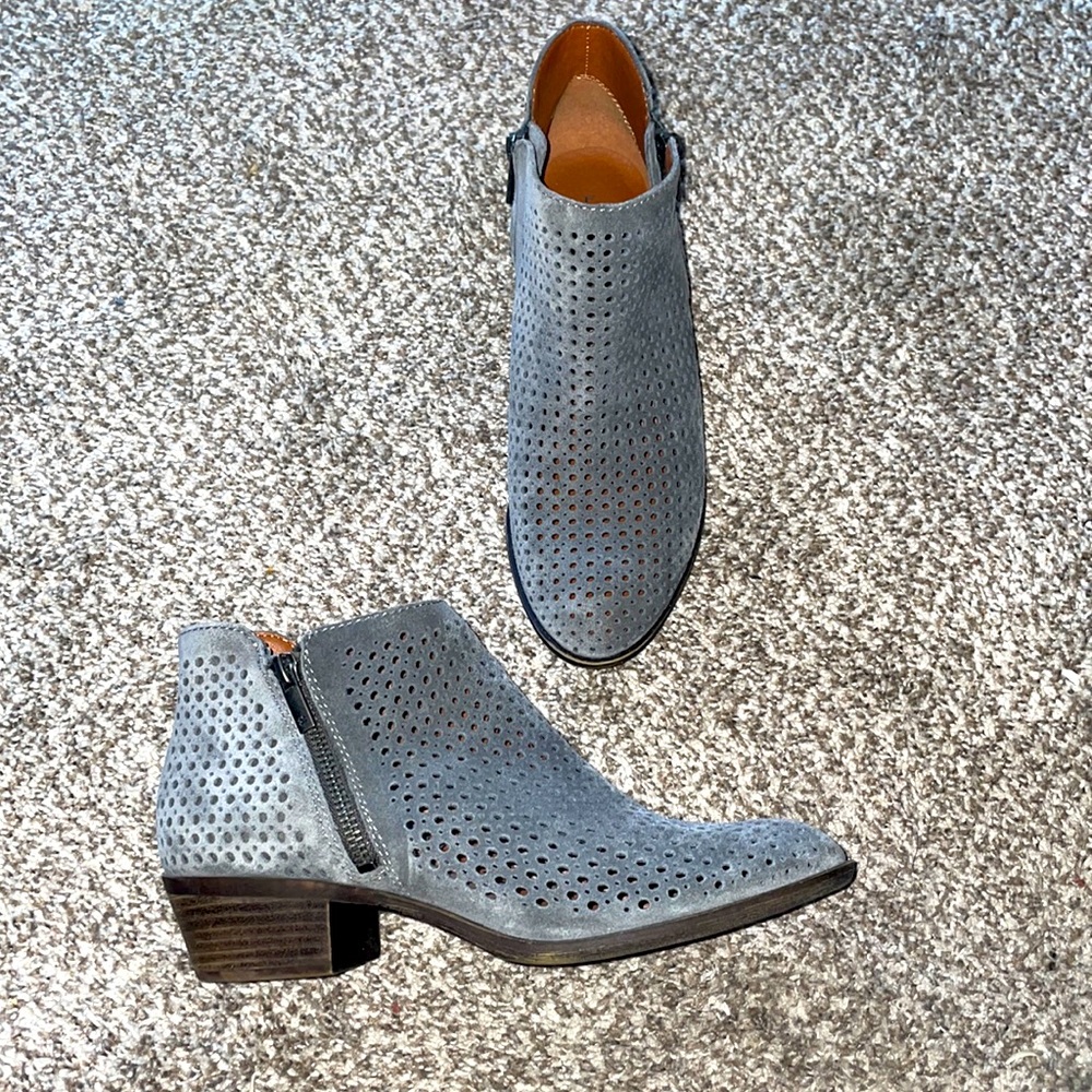 Lucky Brand Gray Booties